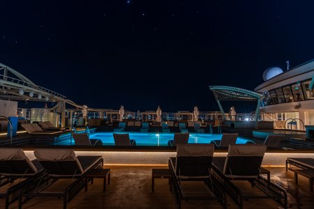 Sky Pool and Lounge